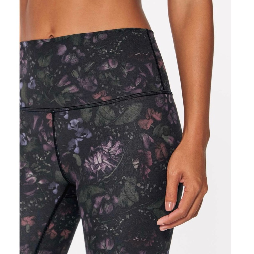 Lululemon Wunder Under Crop (Hi-Rise) (Full-On Luxtreme 21") Frozen Flourish - Picture 3 of 12
